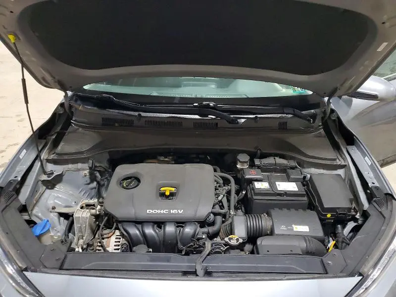 2020 HYUNDAI KONA SE  