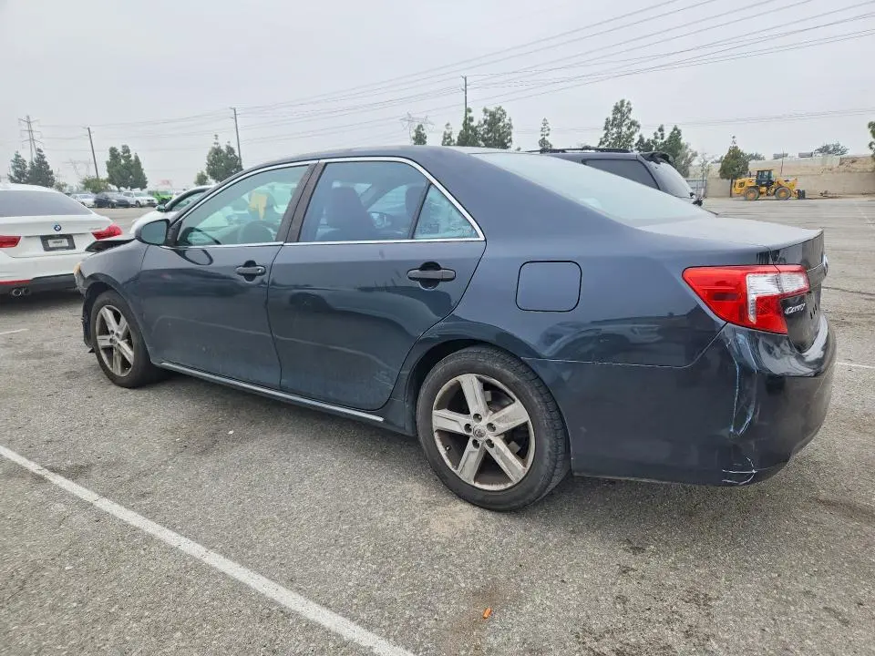 2012 TOYOTA CAMRY LE  