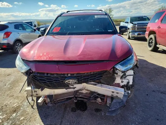 2021 TOYOTA HIGHLANDER XSE  