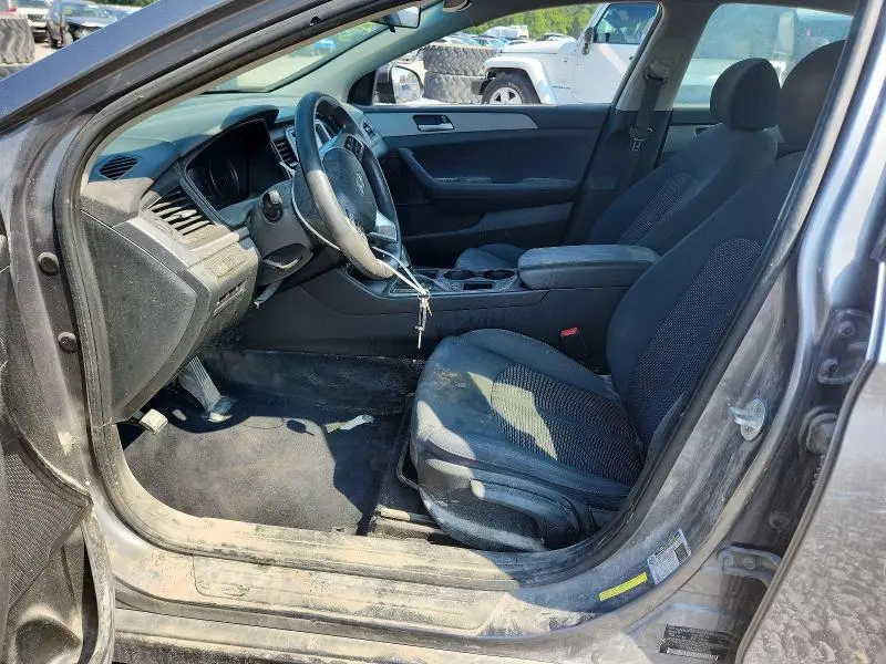 2018 HYUNDAI SONATA SE  