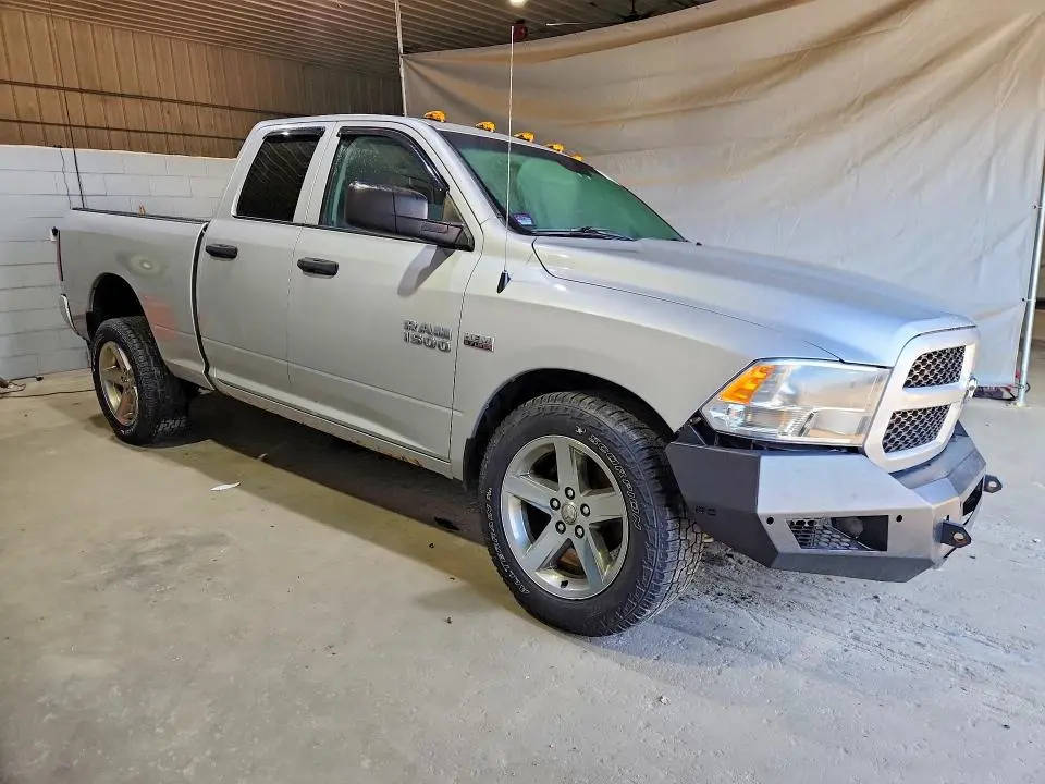 2016 RAM 1500 ST  