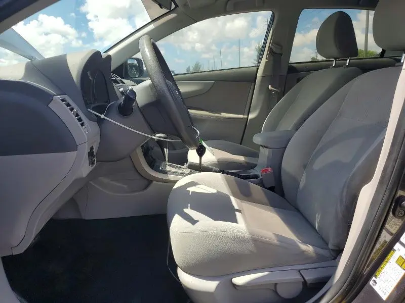 2010 TOYOTA COROLLA LE  