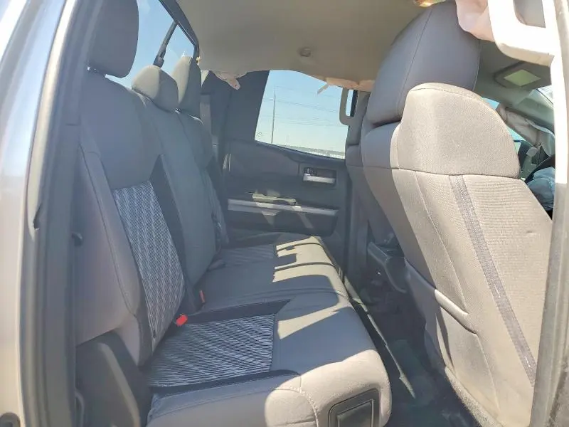 2018 TOYOTA TUNDRA SR5  