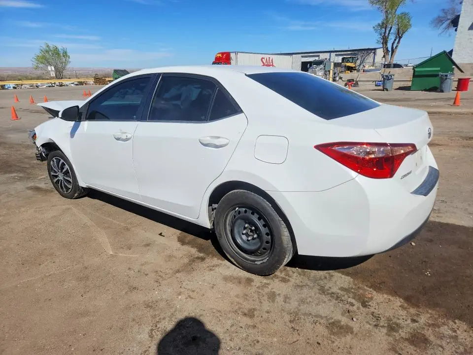 2017 TOYOTA COROLLA LE  