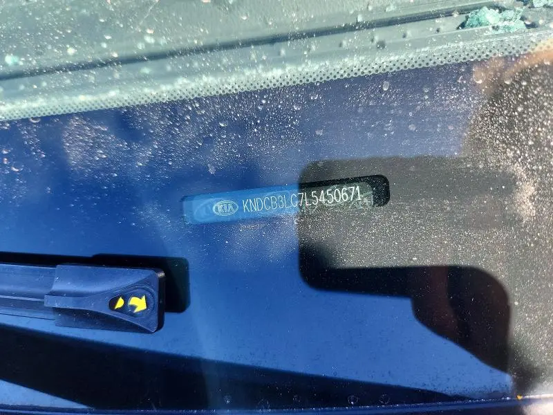 2020 KIA NIRO LX  