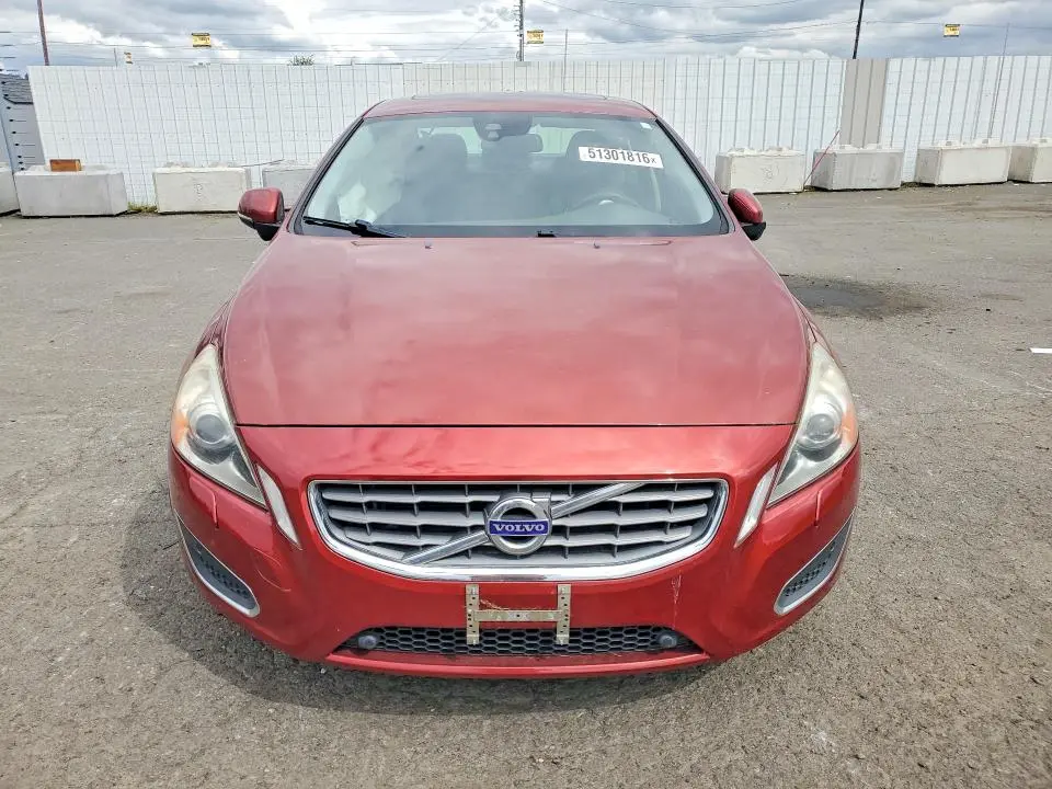 2013 VOLVO S60 T5  