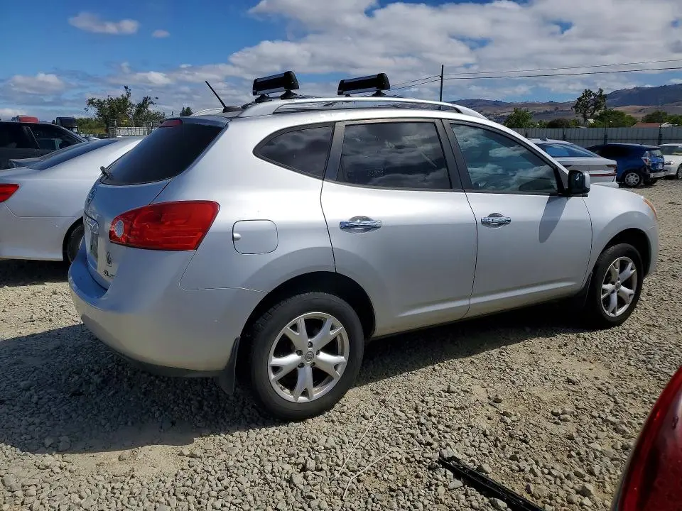 2010 NISSAN ROGUE S  