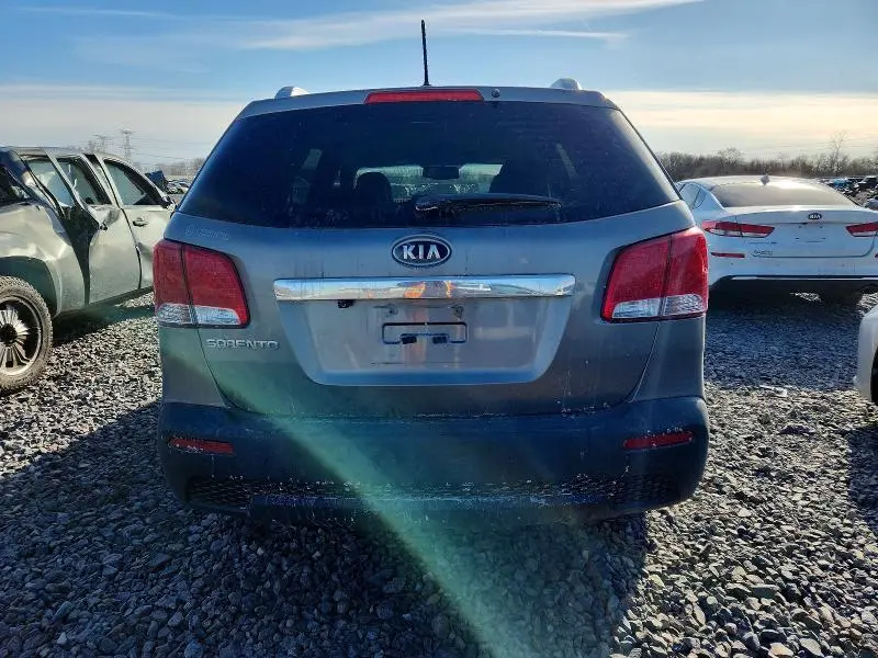 2012 KIA SORENTO BASE  