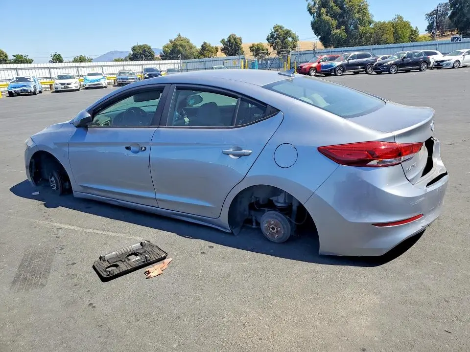 2017 HYUNDAI ELANTRA SE  