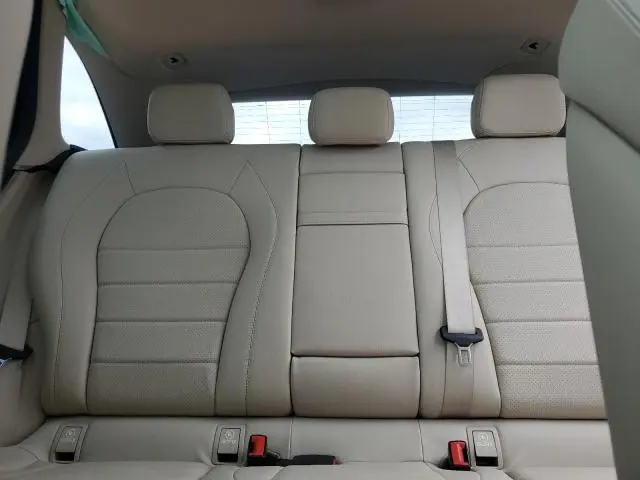 2018 MERCEDES-BENZ GLC 300