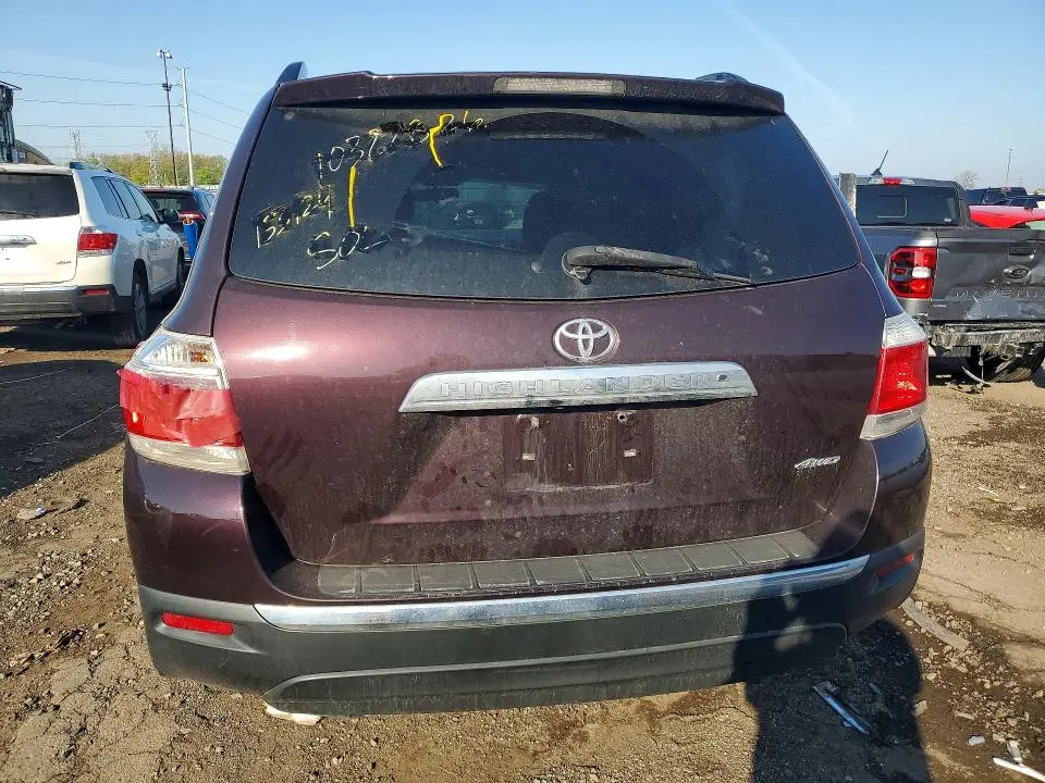 2012 TOYOTA HIGHLANDER BASE  