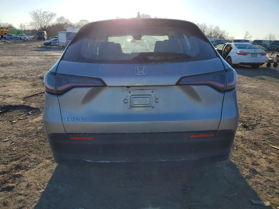 2024 HONDA HR-V LX  