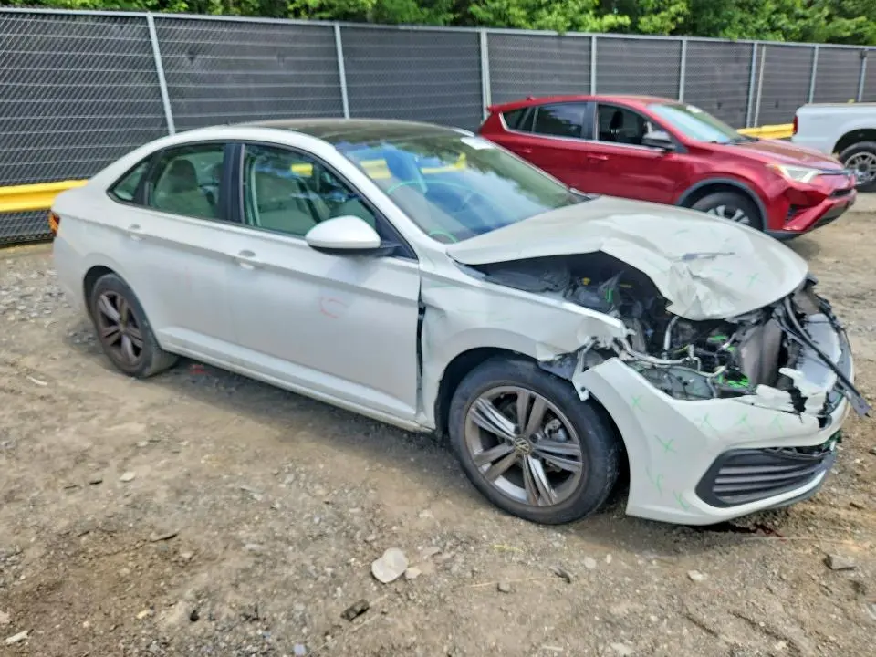 2022 VOLKSWAGEN JETTA SE  