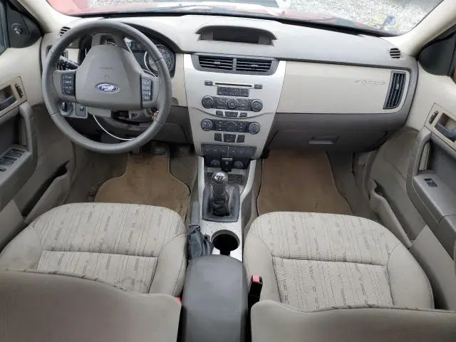 2010 FORD FOCUS SE  