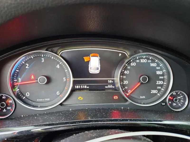 2015 VOLKSWAGEN TOUAREG V6 TDI  