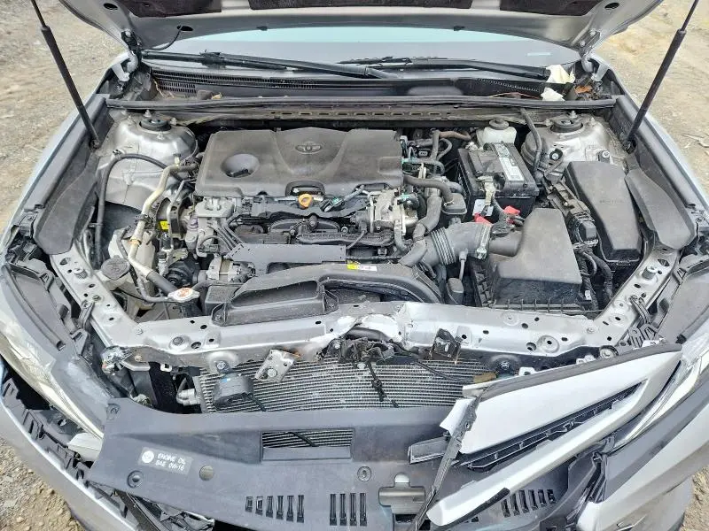 2019 TOYOTA CAMRY SE  