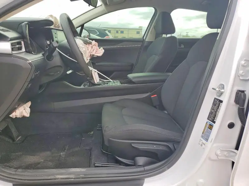 2024 KIA K5 LXS  