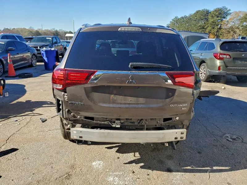 2017 MITSUBISHI OUTLANDER SE  