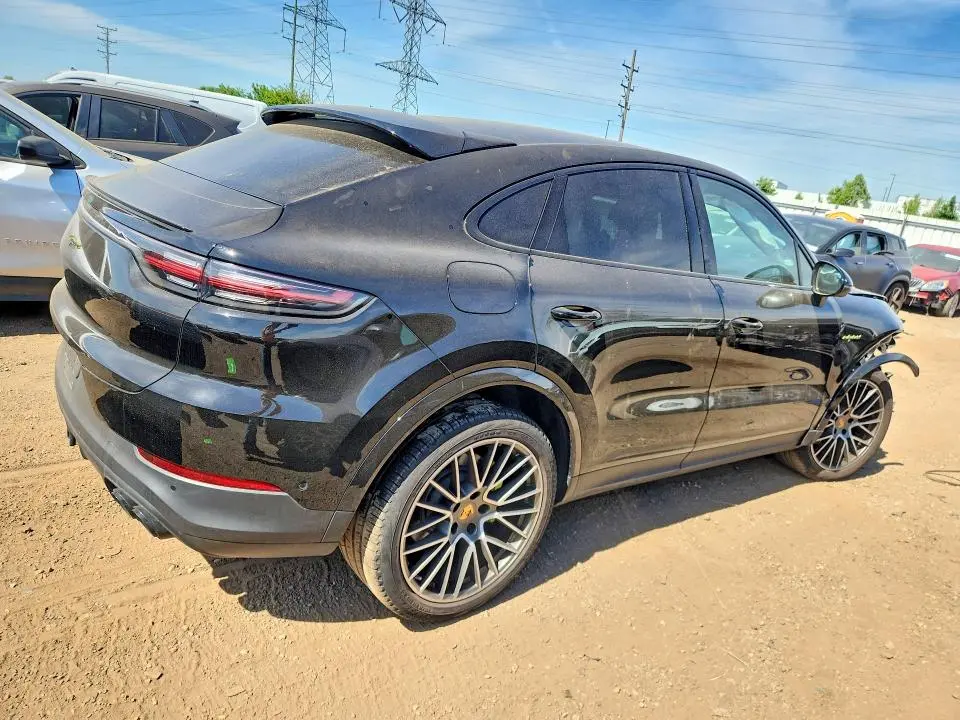 2023 PORSCHE CAYENNE   