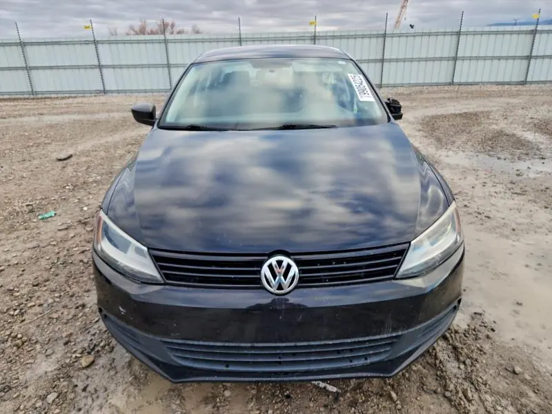 2014 VOLKSWAGEN JETTA BASE  