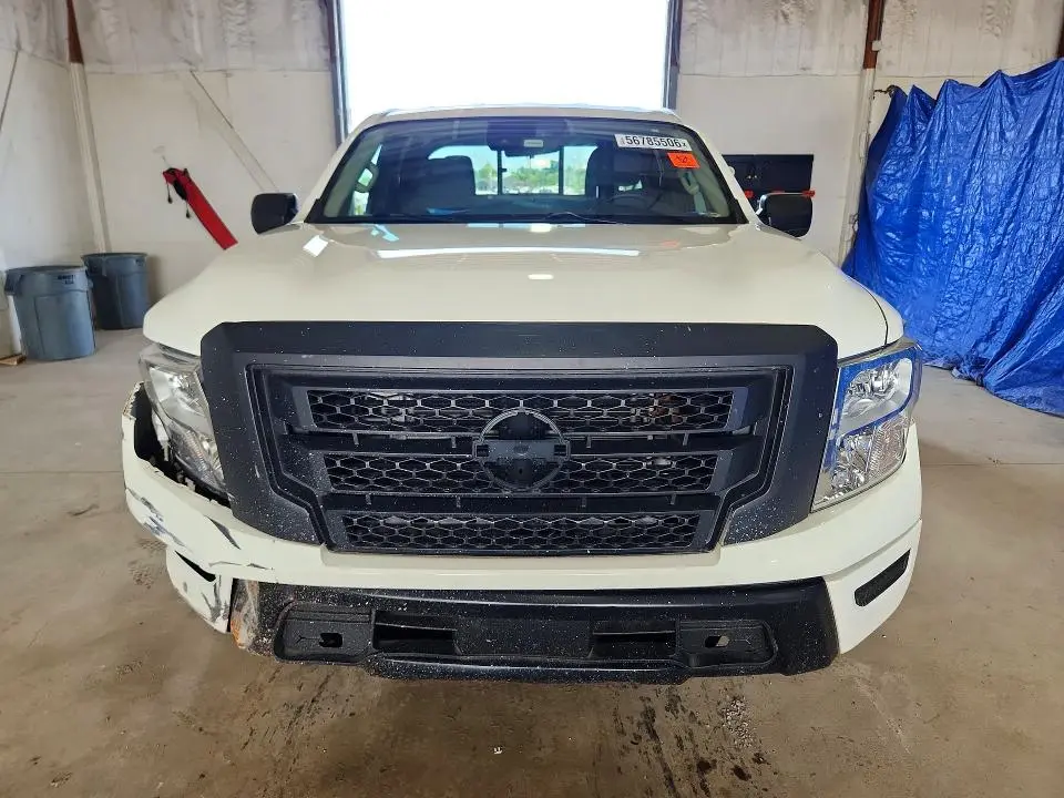 2022 NISSAN TITAN S  