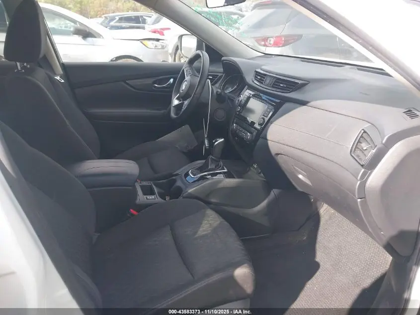 2020 NISSAN ROGUE SV FWD