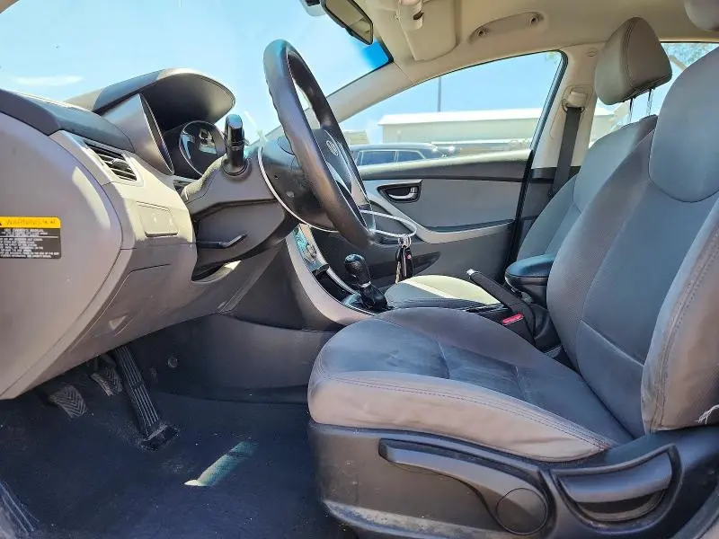 2012 HYUNDAI ELANTRA GLS  