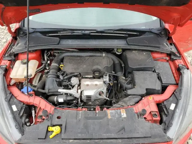2016 FORD FOCUS SE  