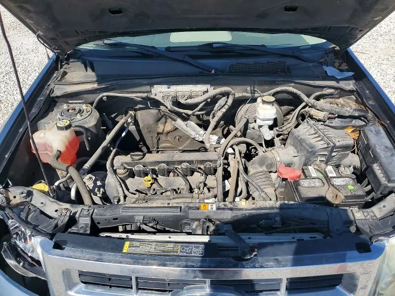 2011 FORD ESCAPE XLS  