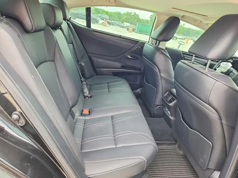 2024 LEXUS ES 300H ULTRA LUXURY  