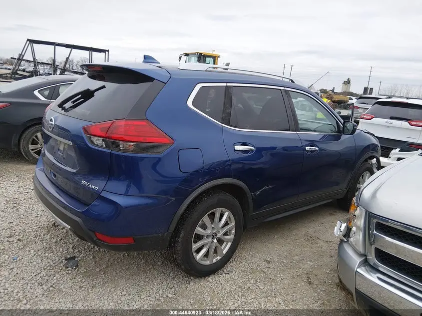 2017 NISSAN ROGUE SV