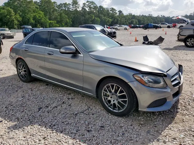 2015 MERCEDES-BENZ C 300  