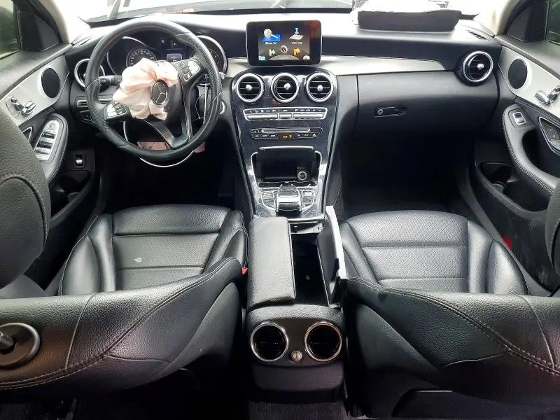 2016 MERCEDES-BENZ C 300  