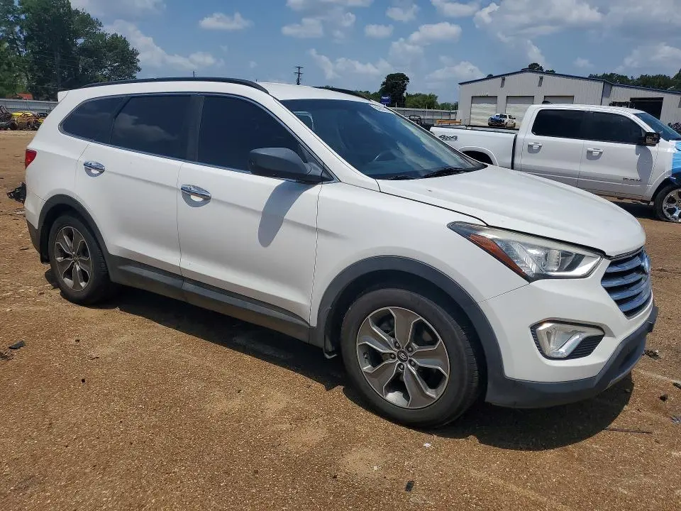 2016 HYUNDAI SANTA FE SE  