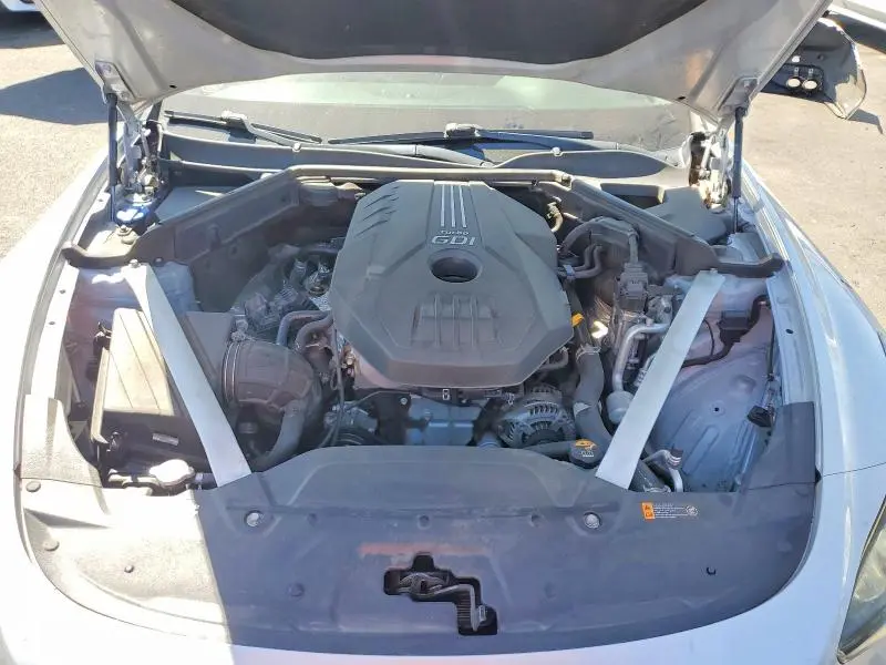 2018 KIA STINGER BASE  