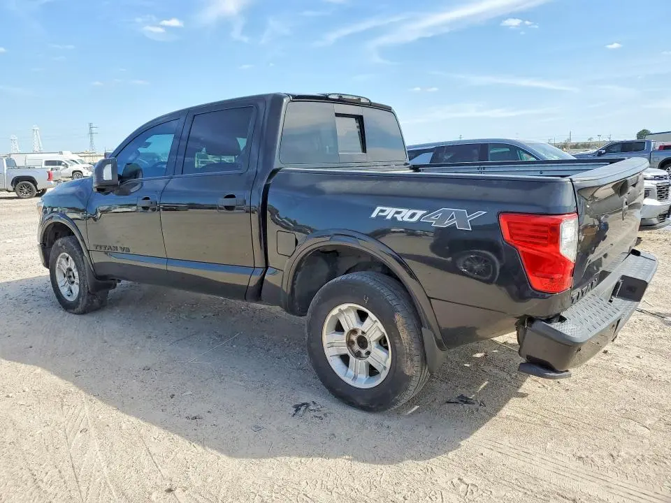 2018 NISSAN TITAN PRO-4X  