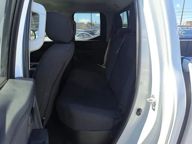 2024 TOYOTA TUNDRA SR  
