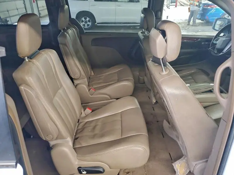 2014 CHRYSLER TOWN & COUNTRY TOURING L  