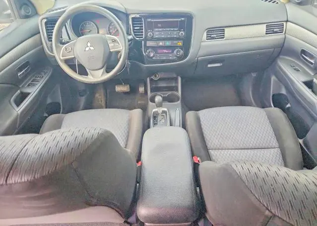 2014 MITSUBISHI OUTLANDER ES  