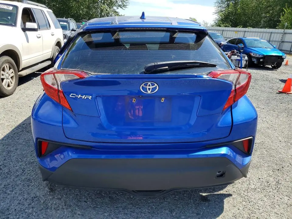 2018 TOYOTA C-HR XLE  