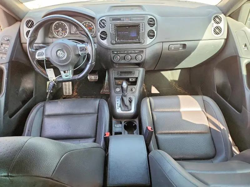 2016 VOLKSWAGEN TIGUAN S  