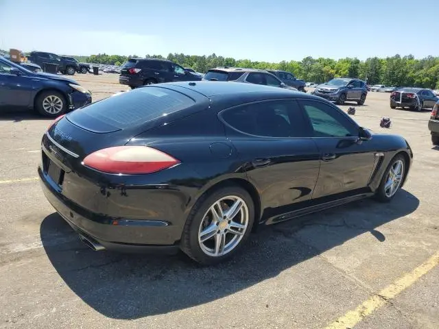 2011 PORSCHE PANAMERA 2  