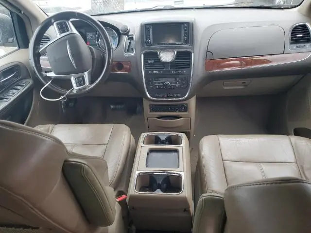 2011 CHRYSLER TOWN & COUNTRY LIMITED  