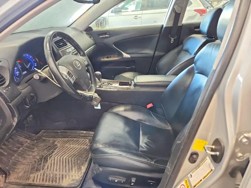 2011 LEXUS IS 250  