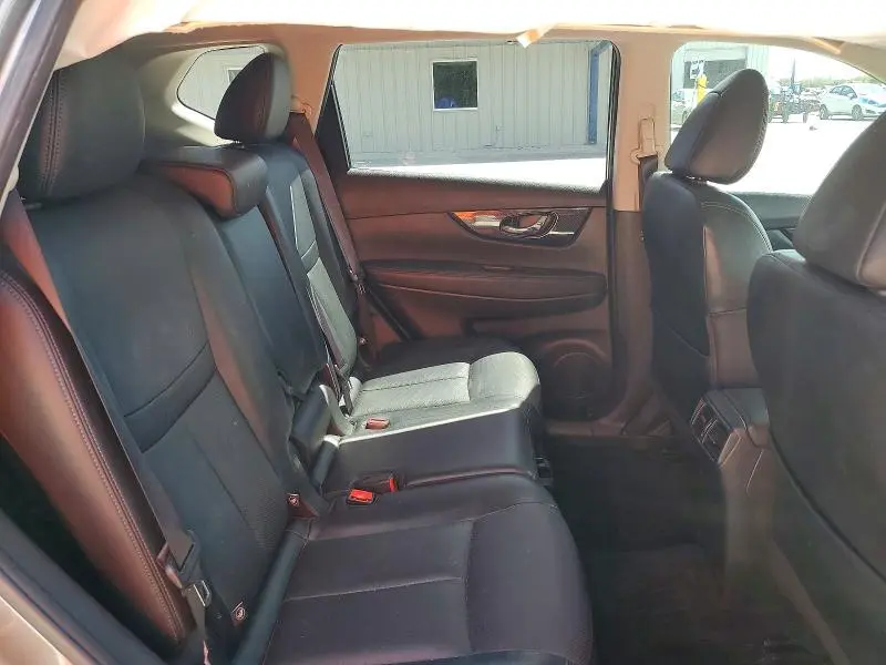 2018 NISSAN ROGUE SL  