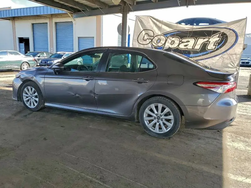 2020 TOYOTA CAMRY LE  
