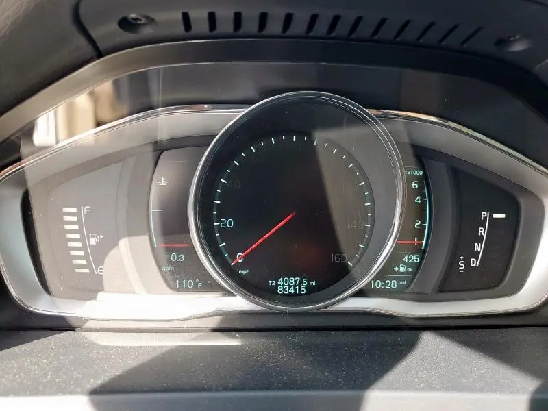 2015 VOLVO V60 PREMIER  