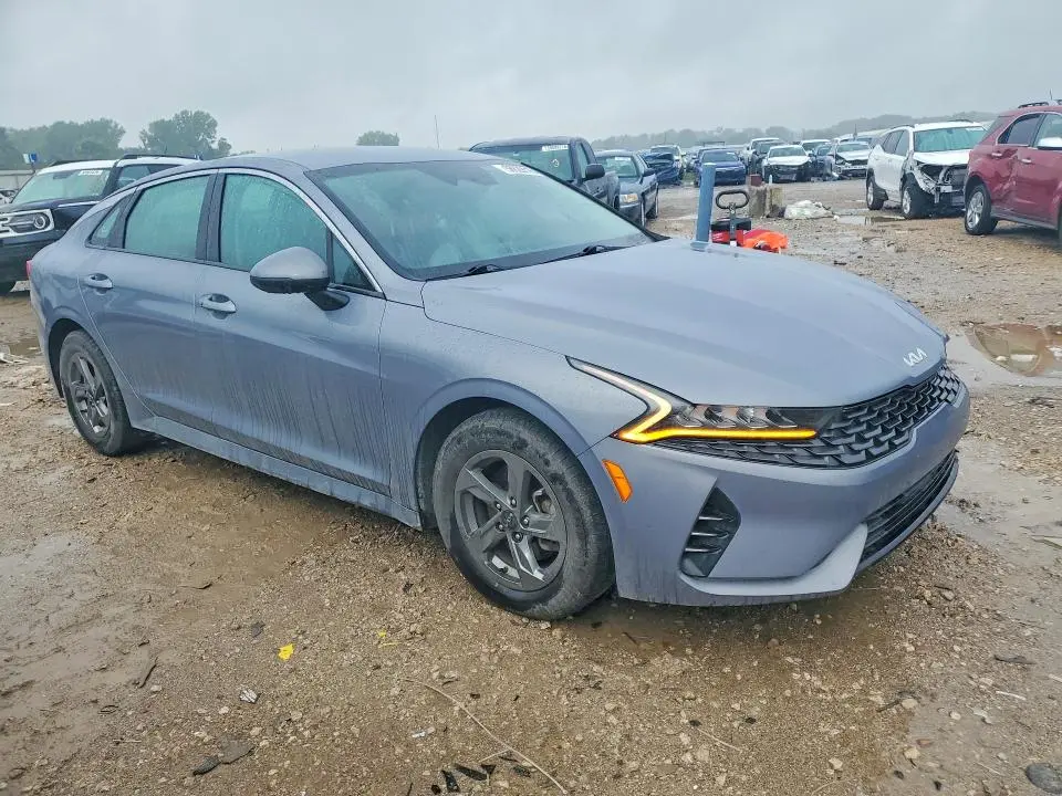 2022 KIA K5 LXS  