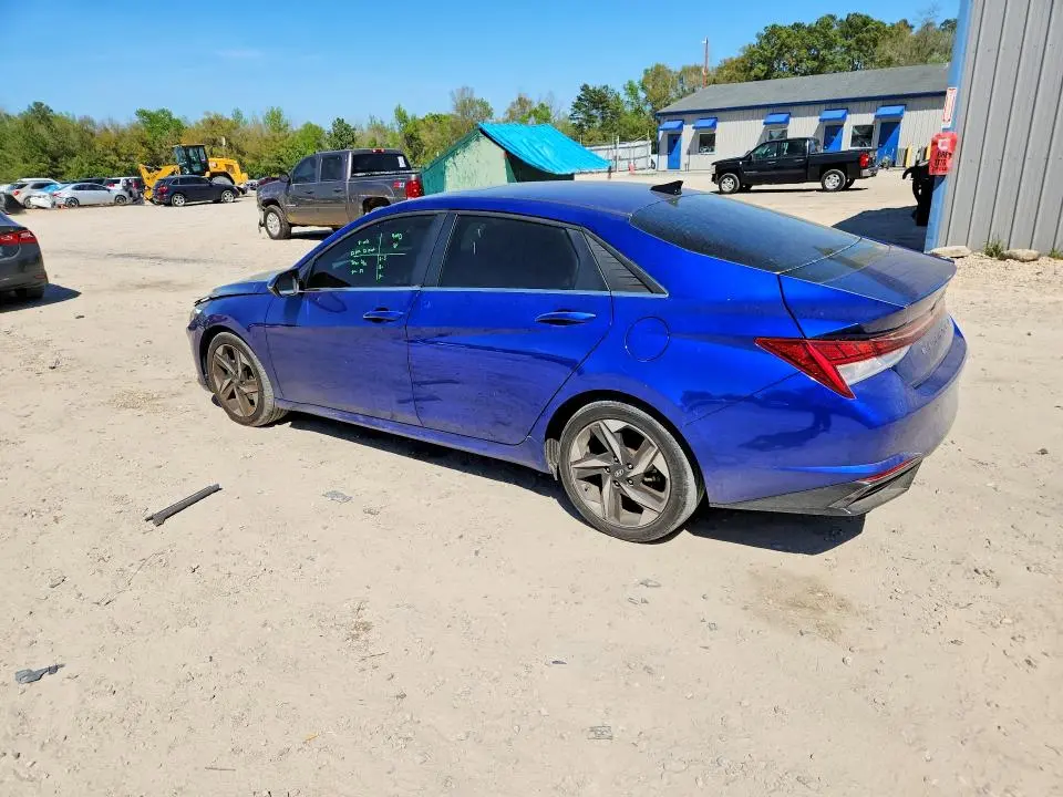 2021 HYUNDAI ELANTRA SEL  