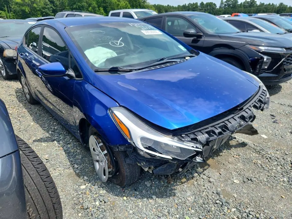 2018 KIA FORTE LX  